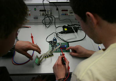 无限循环呼叫短信软件